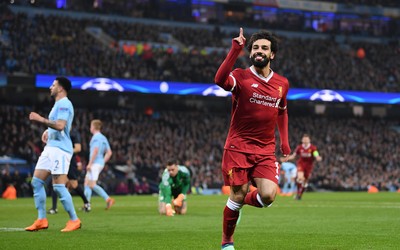 绿茵电竞焦点-三笘薰让豪门球探坐不住