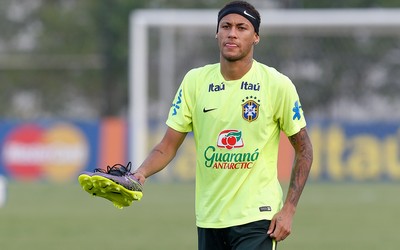 绿茵电竞快讯-什琴斯尼扑救集锦播放量破百万